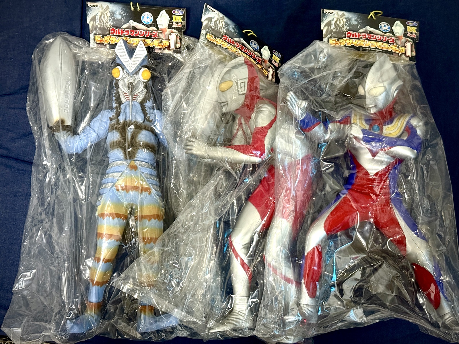 KENLU：ウルトラマンビッグサイズソフビフィギュア

萬代以前的絕版老大膠